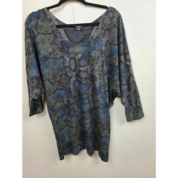 Nally & Millie Gray Blue Snake Print Dolman V-Neck Tunic Top Size Large - Picture 2 of 5